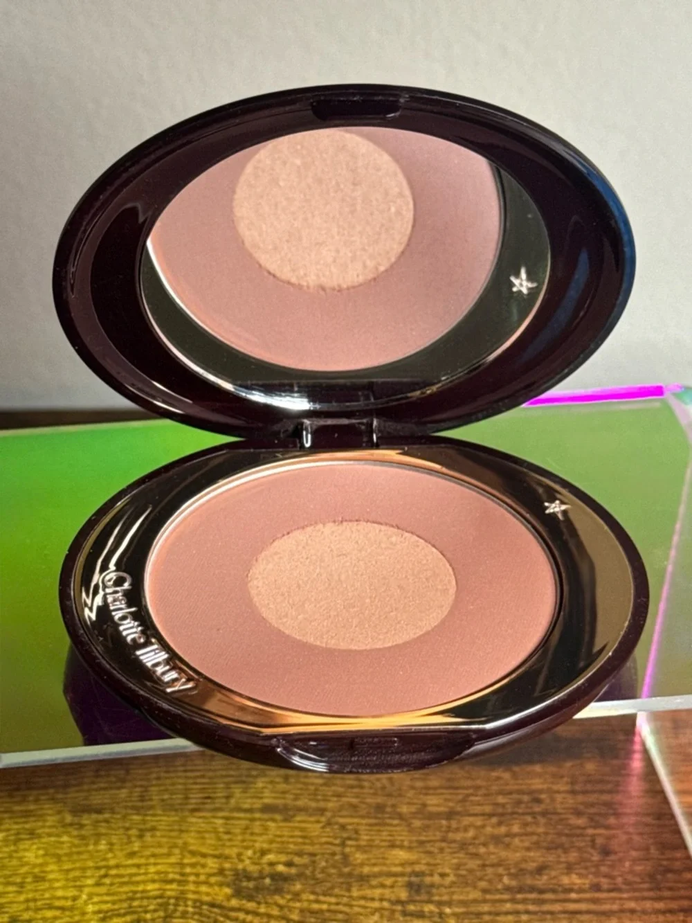 Charlotte Tilbury Cheek to Chic blush Pillow Talk Deep